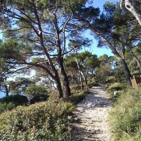 In Near Gortan Cove شقة بولا